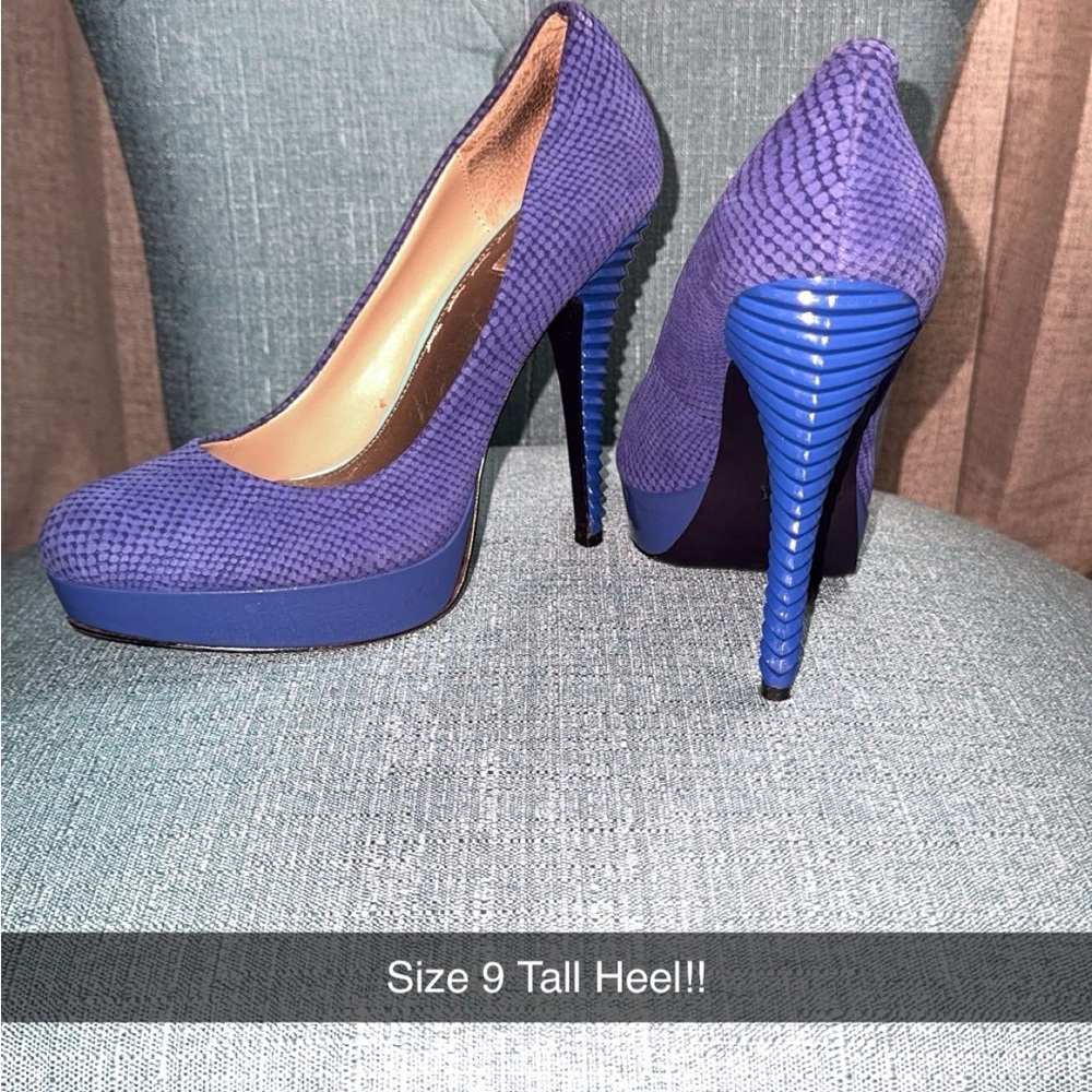 Source Unknown Vibrant Blue Textured Heels